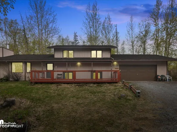 1375 N Old Towne Dr, Palmer, AK 99645