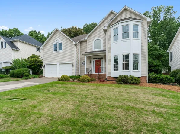 9 Halehaven Dr, Simpsonville, SC 29681