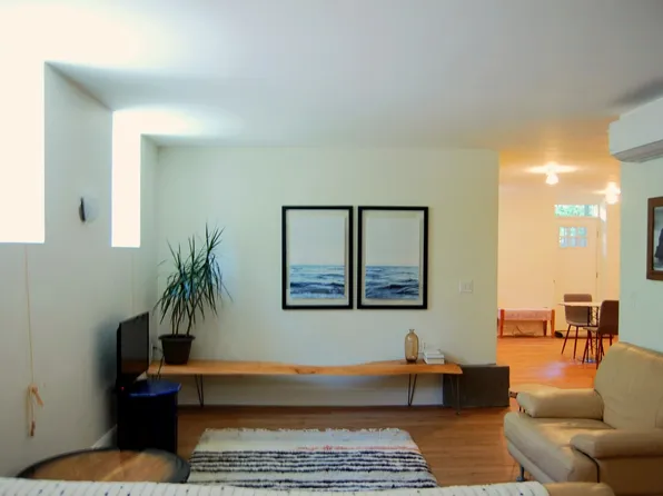 77 Norfolk St #R, Cambridge, MA 02139