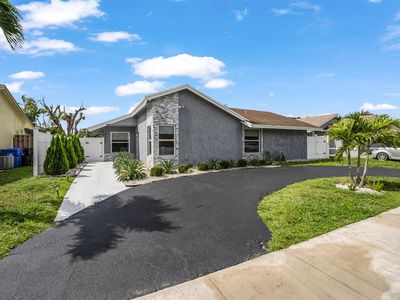 8200 SW 3rd Ct, North Lauderdale, FL, 33068