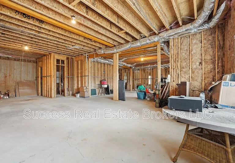 343 Summer Garden Dr — Photo 76