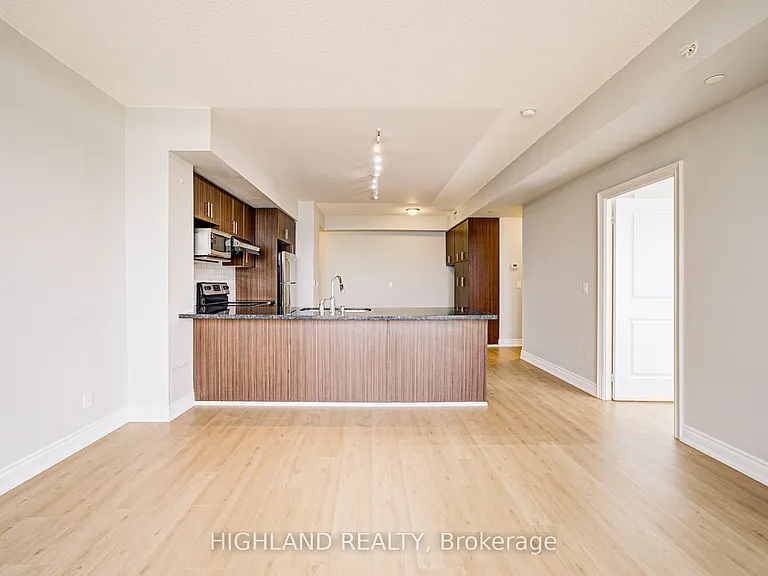 89 S Town Centre Blvd #805 — Photo 14