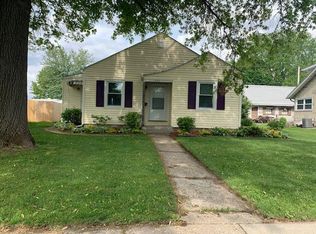 551 S 3rd St, Rochelle, IL 61068