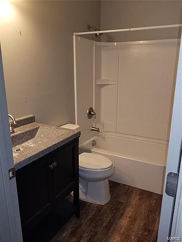 2nd image of 1332 Sunny Wood Dr