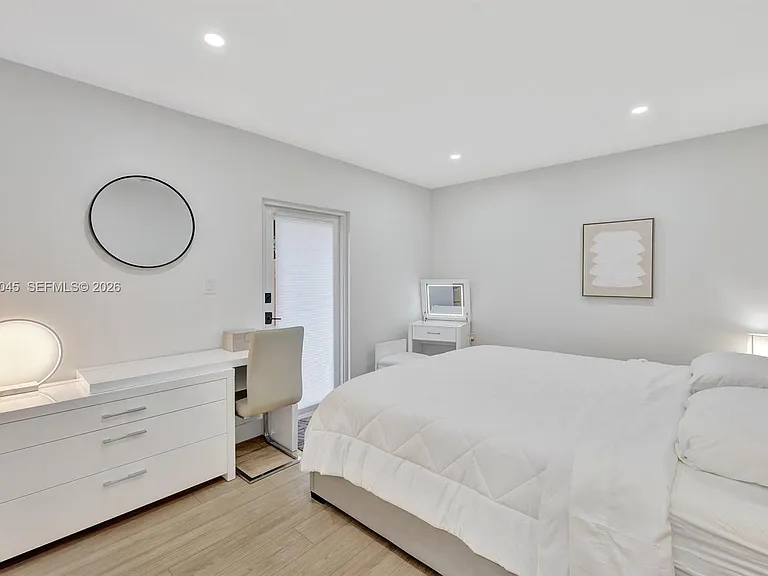 934 NW 4th Ave #2 — Photo 7