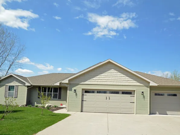 5548 Oak Orchard Rd, Abrams, WI 54101