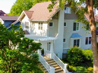 238 Sunset Ave, Glen Ellyn, IL 60137