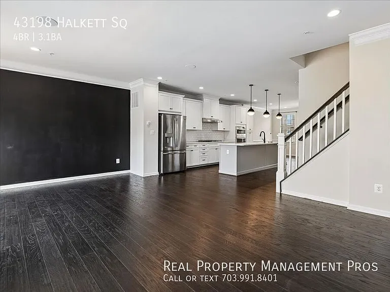 43198 Halkett Sq — Photo 9