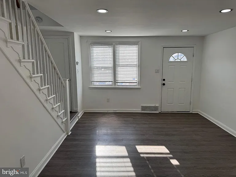 1203 Edgehill Rd — Photo 16
