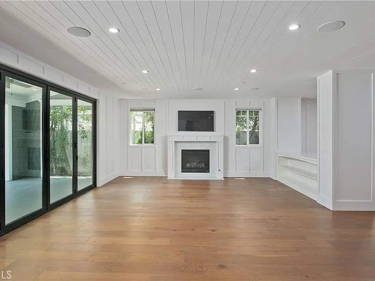 5632 Buffalo Ave — Photo 8