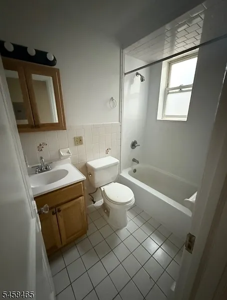 1 bed, 1.0 bath, $1,750 — Photo 4
