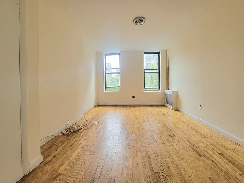 59 1st Ave #6