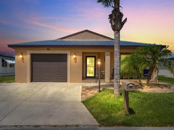 24 Alta Loma, Port St Lucie, FL 34952