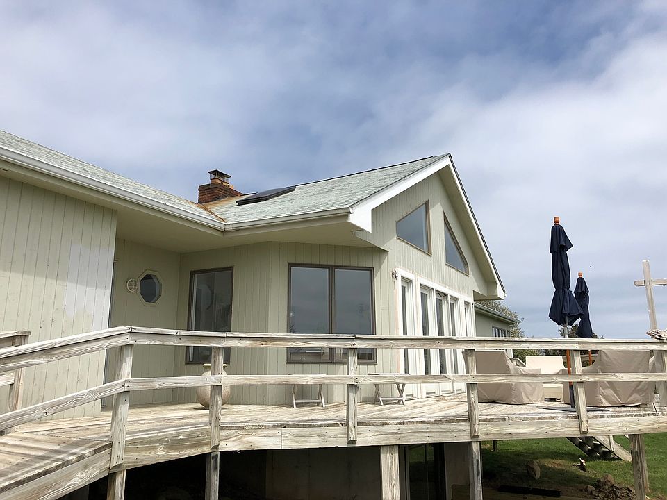 1st image of 14 Washington Dr