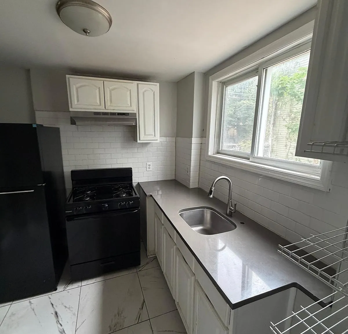 2 bed, $1,695 — Photo 3
