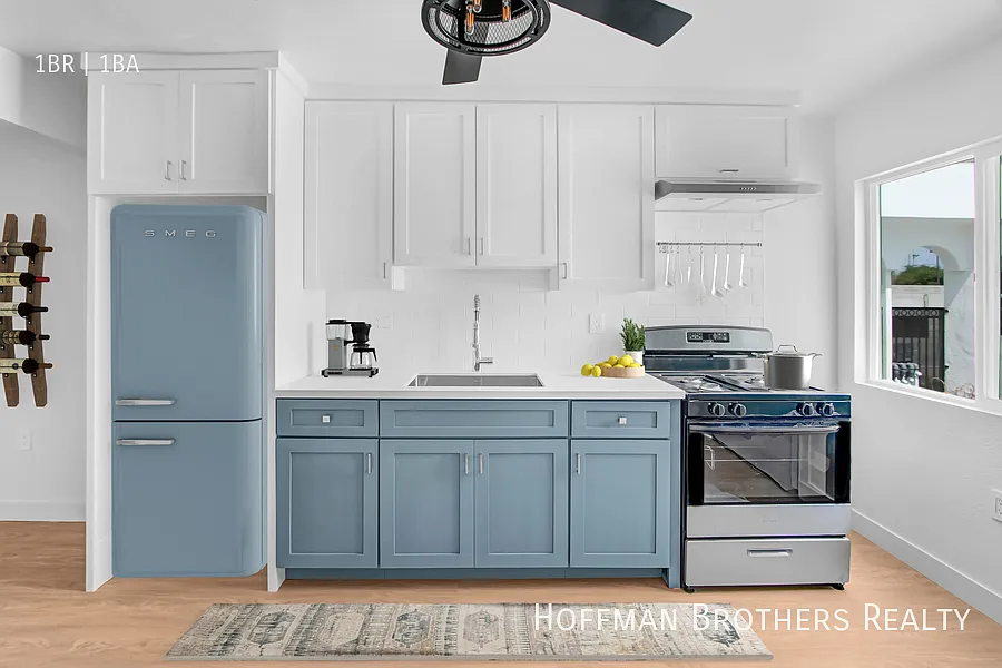 5924 S Hoover St Los Angeles, CA 90044 — Photo 2