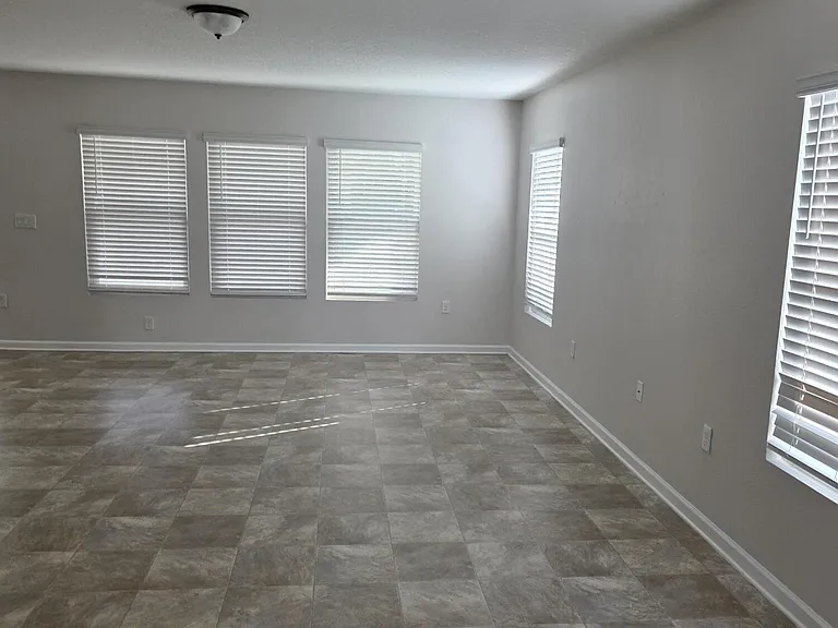 2537 Wisdom Ct — Photo 14