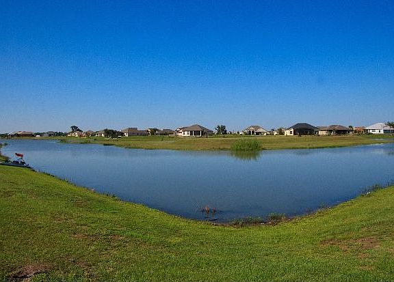 2nd image of 8245 Bridgeport Bay Cir