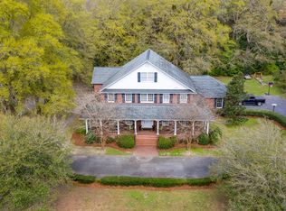 113 W Sumter St, Mayesville, SC 29104