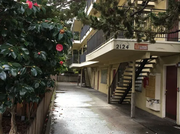 2124 Blake St #2, Berkeley, CA 94704