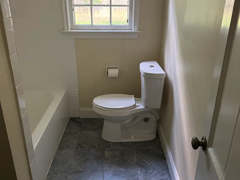 917 E 36th Pl — Photo 13