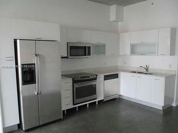 3rd image of 133 NE 2nd Ave APT 1103