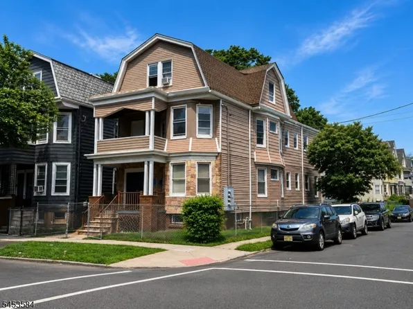 93 Hopkins Pl, Irvington Twp., NJ 07111