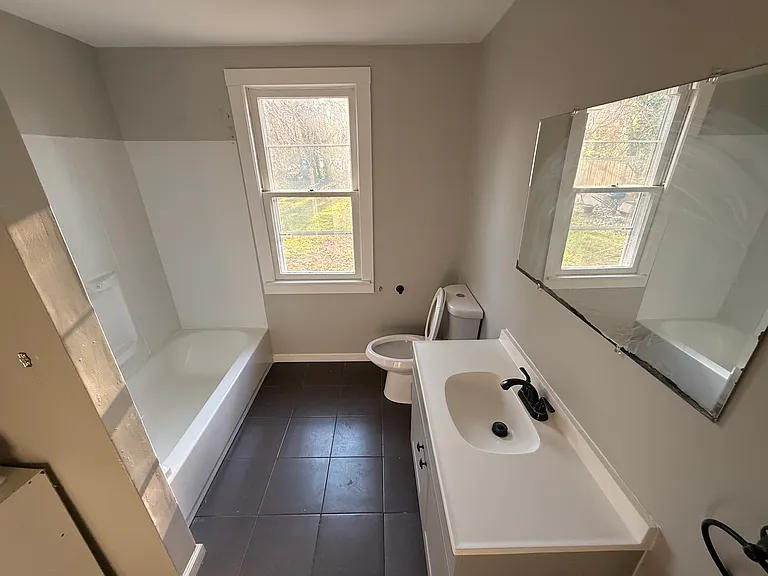 705 Dehirsch Ave #2 — Photo 7