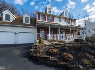 805 Sycamore Rd, Mohnton, PA 19540
