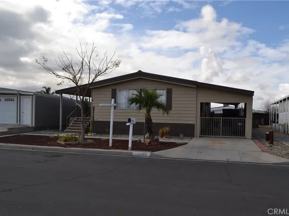 26155 Butterfly Palm Dr, Homeland, CA 92548