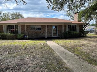 201 W Jeter St, Mabank, TX 75147