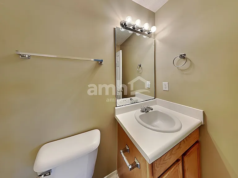 3004 Van Dorn Rd — Photo 18