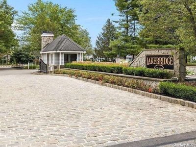 70 Lakebridge Drive S #70, Kings Park, NY, 11754