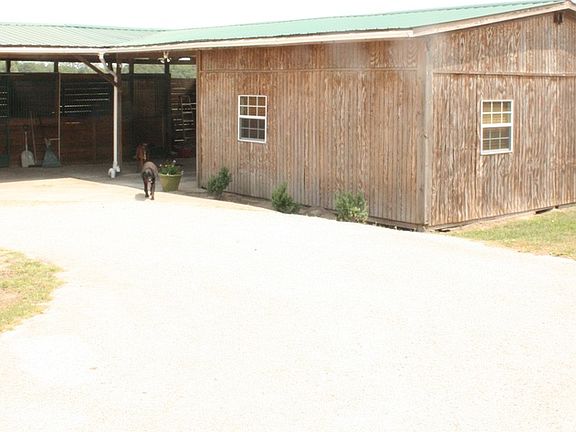 5th image of 20990 NE Highway 27