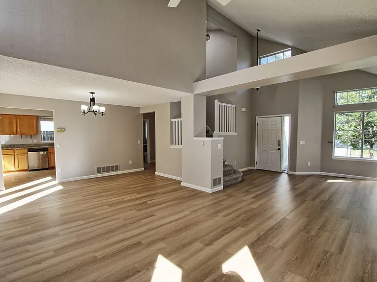 17048 Campo Dr — Photo 11