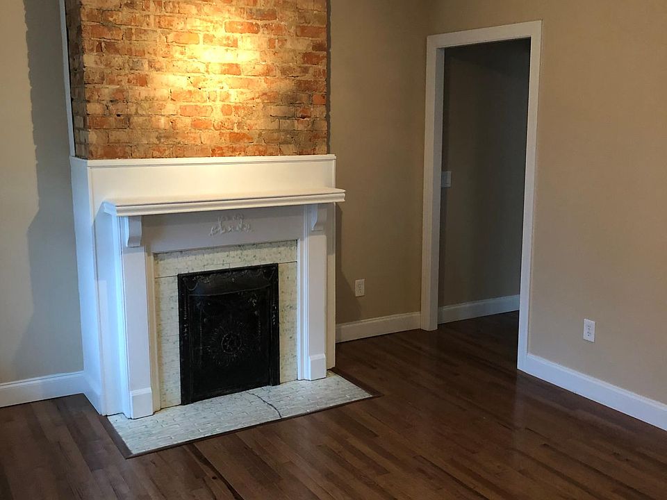 1st image of 3822 Mount Vernon Ave #1