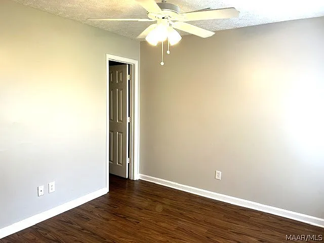 6724 Patti Ct — Photo 10
