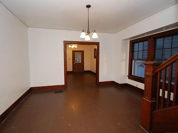 4th image of 1249 Carlisle Ave