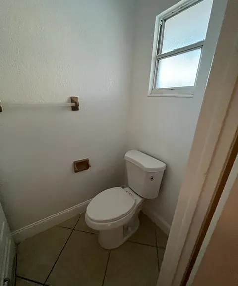 212 Debby Ct #B — Photo 23