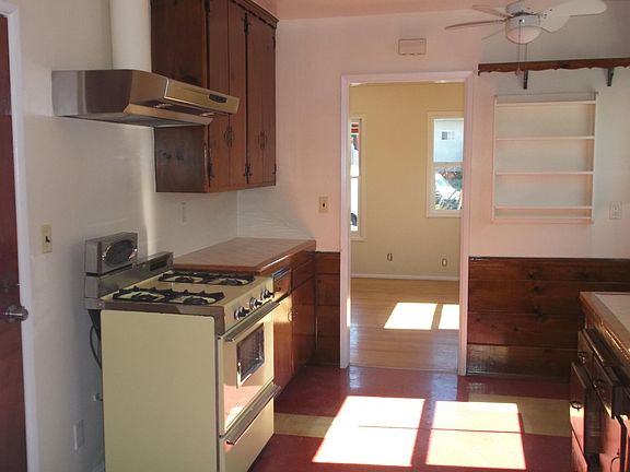 3rd image of 5829 Colfax Ave
