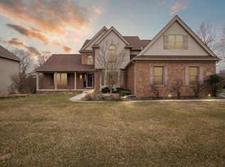 363 Huntington Dr, Saline, MI 48176