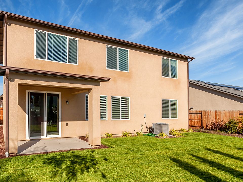 2nd image of 1063 W Muir Way