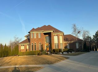 2733 Sperry Ct, Batavia, IL 60510