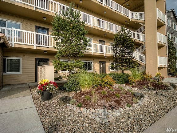 2nd image of 262 Oyhut Bay Blvd SW Unit 405