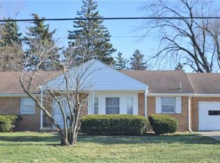 523 Oregon Rd, Northwood, OH 43619