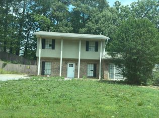 1245 Tahiti Cir, Alabaster, AL 35007