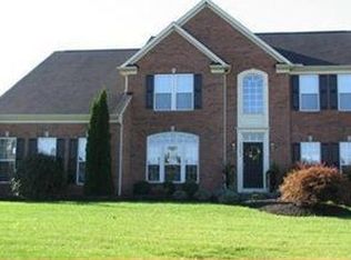 39257 Camelot Way, Avon, OH 44011
