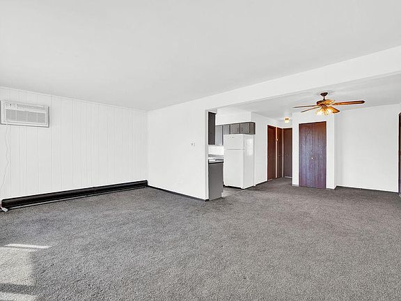 4th image of 15700 Independence Ct #3S
