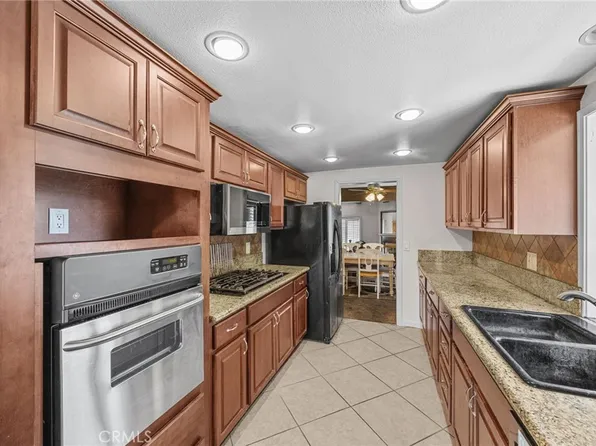 1491 W Lambert Rd, La Habra, CA 90631
