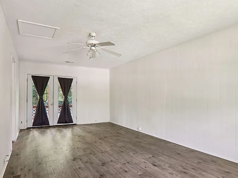 325 Comet Dr — Photo 24
